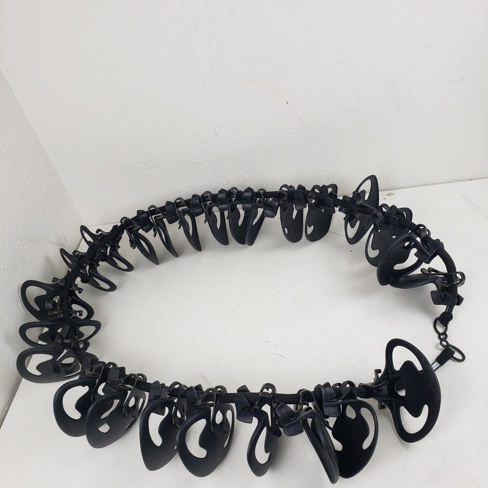 Perfect Curve Cap Rack Baseball Hat Organizer Black Adjustable 25 Clips 60 Inch